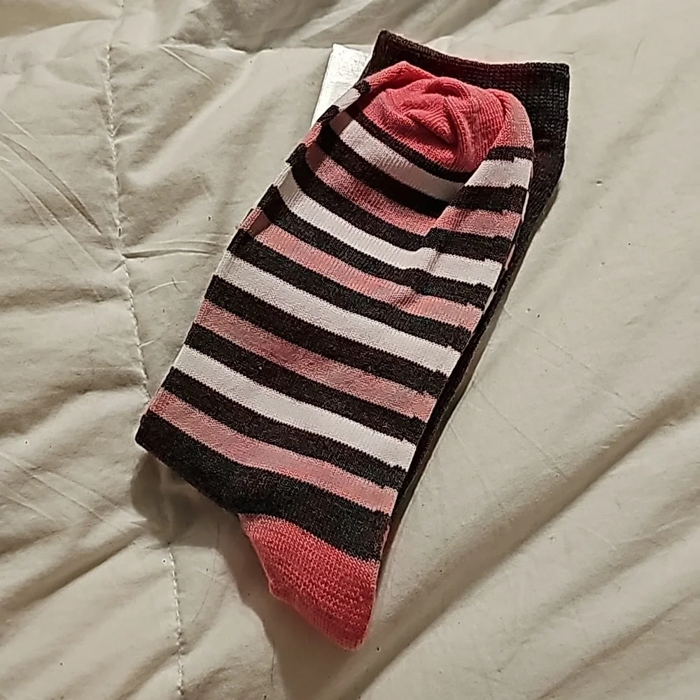 Womens new Crew socks. Nwts Gnome